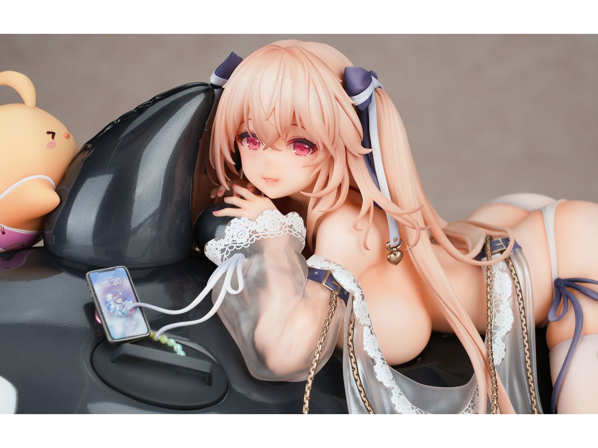 Azur Lane: Anchorage Dolphins and Swim Lessons Ver.