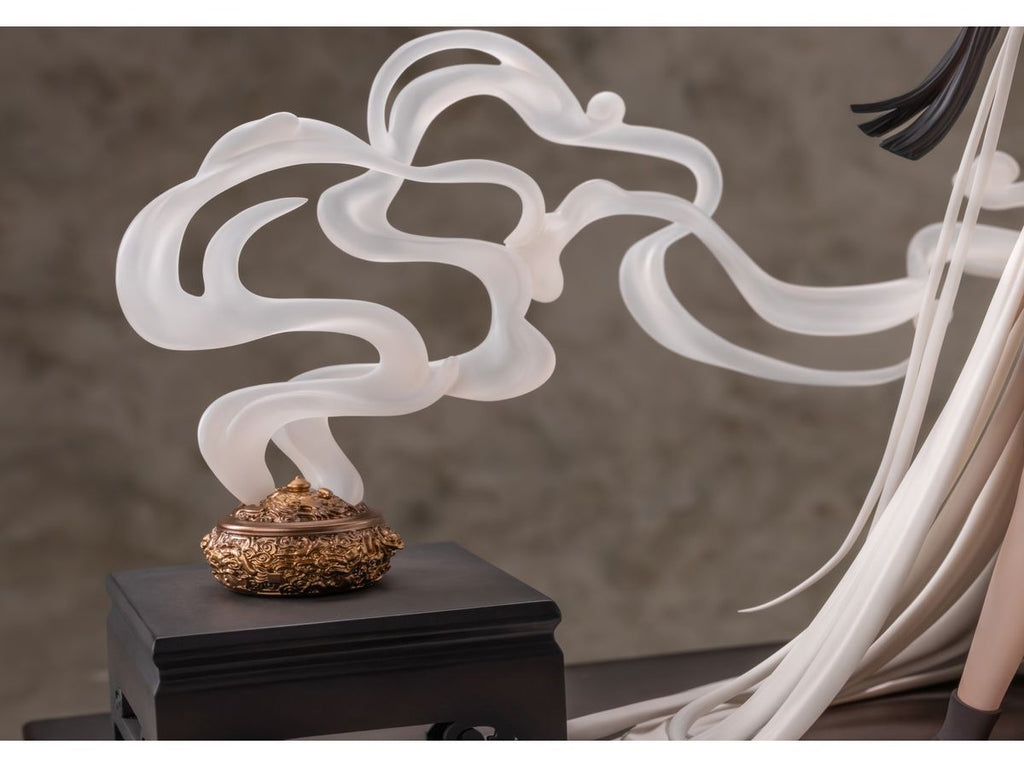 Azur Lane: Agir Golden Dragon Among Auspicious Clouds Ver.