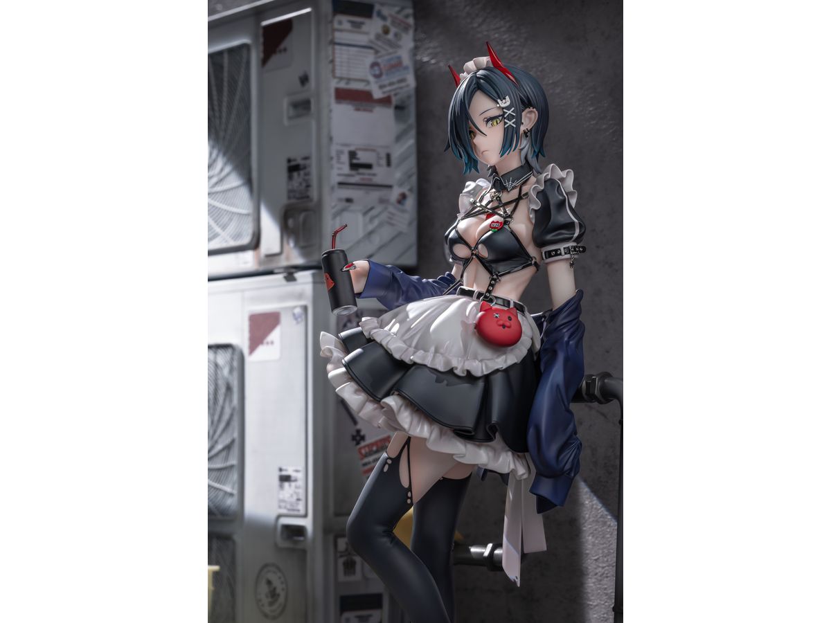 Azur Lane: Ulrich von Hutten Mayhem Maid Ver.