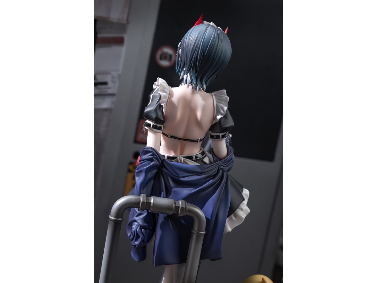 Azur Lane: Ulrich von Hutten Mayhem Maid Ver.