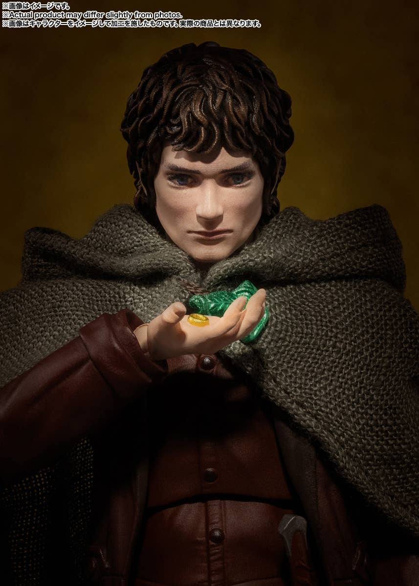 S.H.Figuarts Frodo Baggins & Gollum (The Lord of the Rings: The Fellowship of the Ring)
