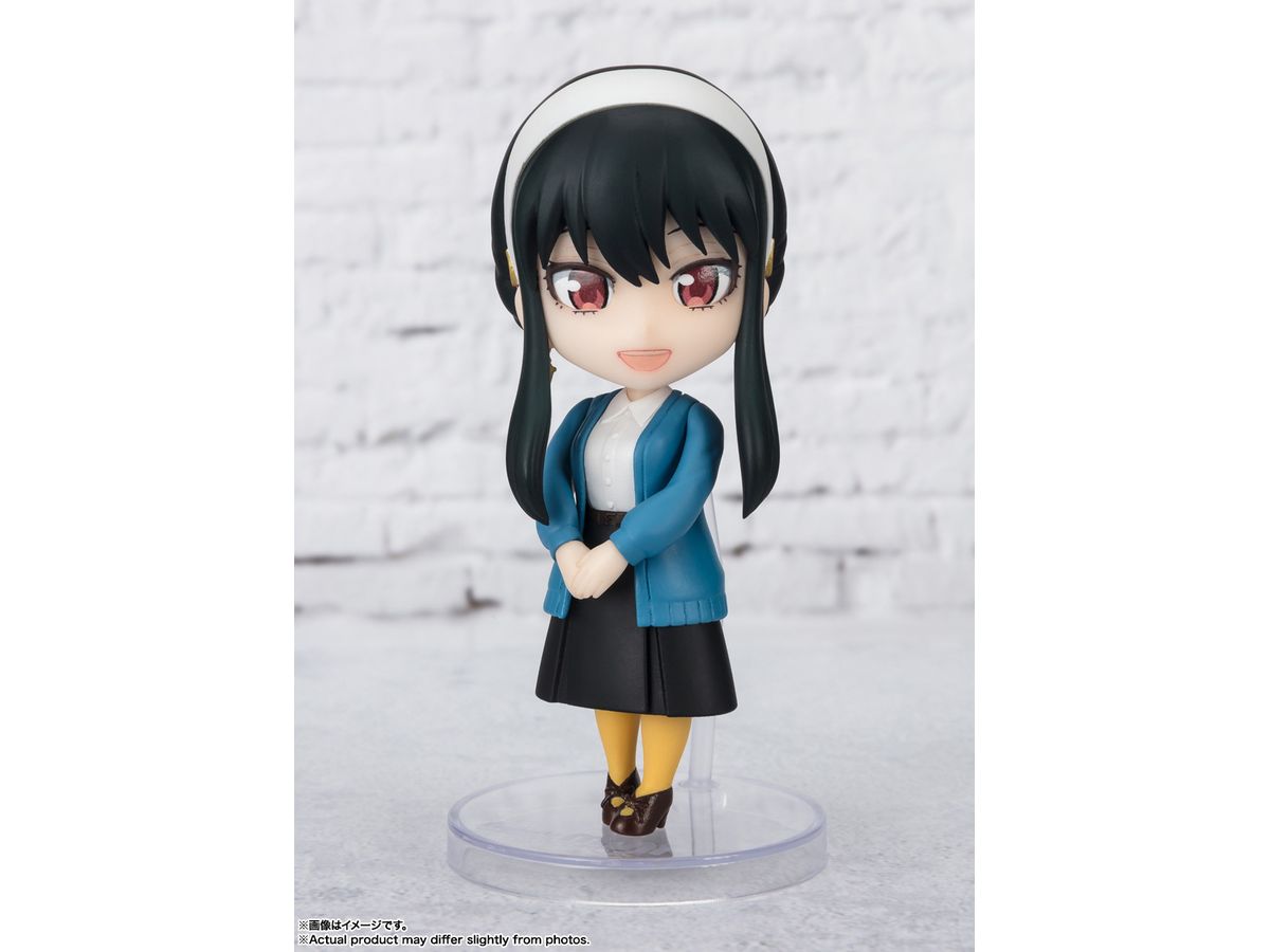 Figuarts mini Yor Forger -Ooting Outfit- (Spy x Family)