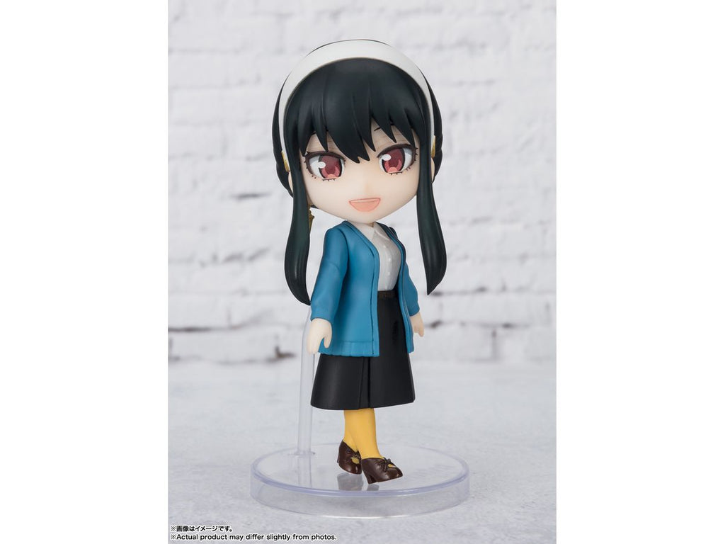 Figuarts mini Yor Forger -Ooting Outfit- (Spy x Family)