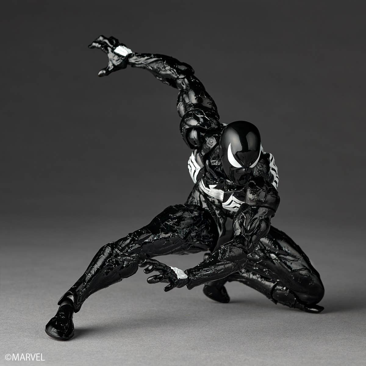 Revoltech Amazing Yamaguchi Symbiote Spider-Man (Reissue)