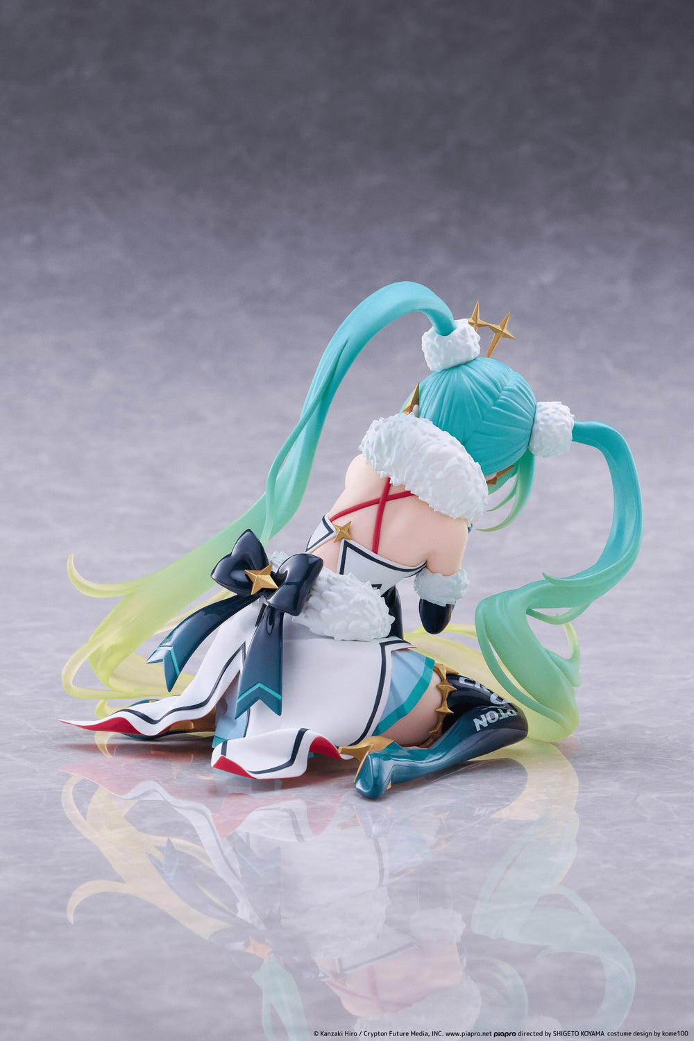 Racing Miku Figure - 2018Ver. Round 8