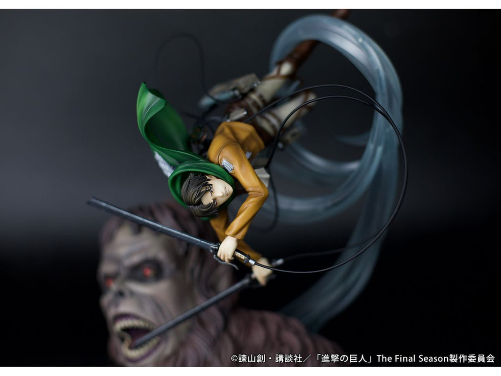 Attack on Titan: Levi vs. Beast Titan ver.